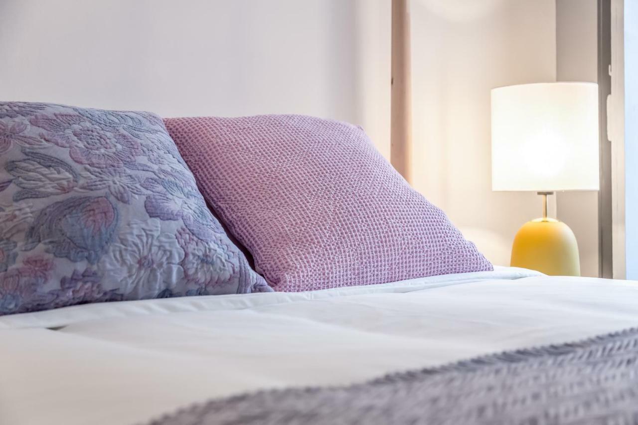 Alfama, Bright And Spacious With Private Terrace, By Timecooler Lisboa Exteriör bild