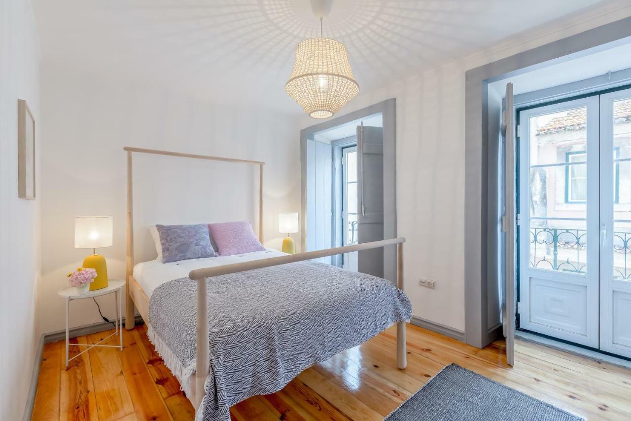 Alfama, Bright And Spacious With Private Terrace, By Timecooler Lisboa Exteriör bild