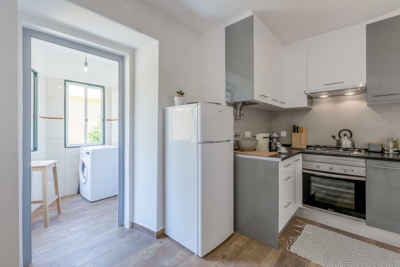 Alfama, Bright And Spacious With Private Terrace, By Timecooler Lisboa Exteriör bild